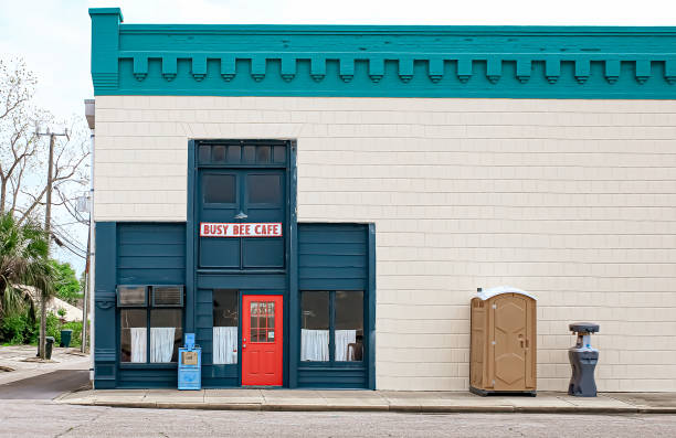Portable Toilet Options We Offer in Center Hill, FL